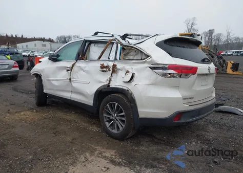 2019 Toyota Highlander Xle from USA, damaged, VIN 5TDJZRFH4KS576511